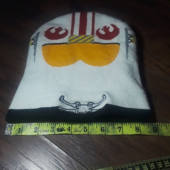 Warm Hat - Picture 12 of 12